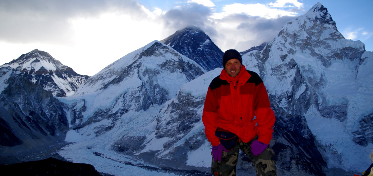 Everest and base camp view from kalapatthar