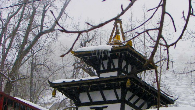 Round Annapurna Trek