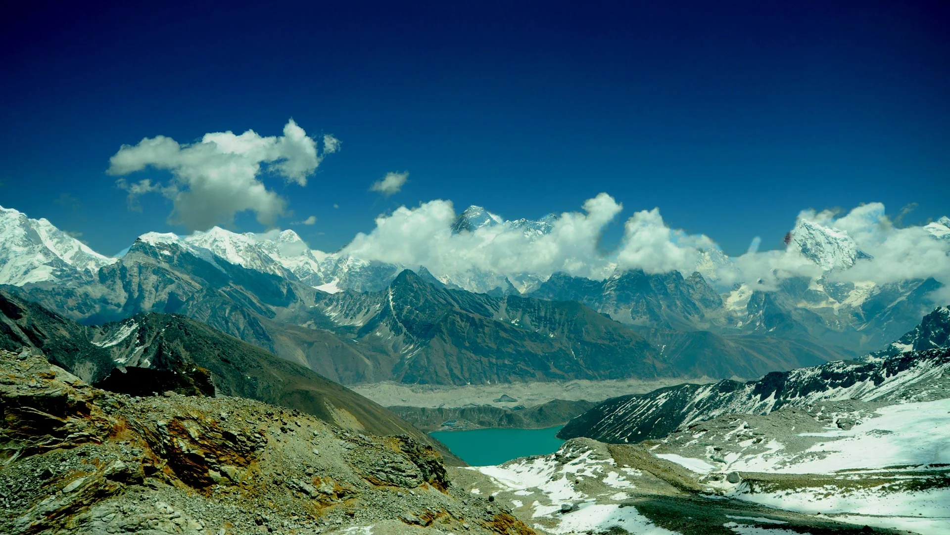 Gokyo Valley Trek